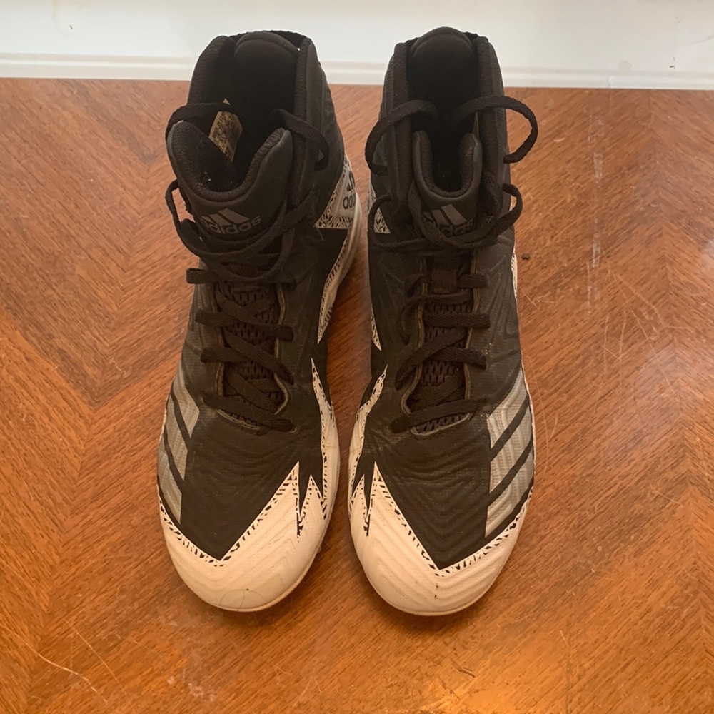 Mens Adidas high football cleat. Size 6